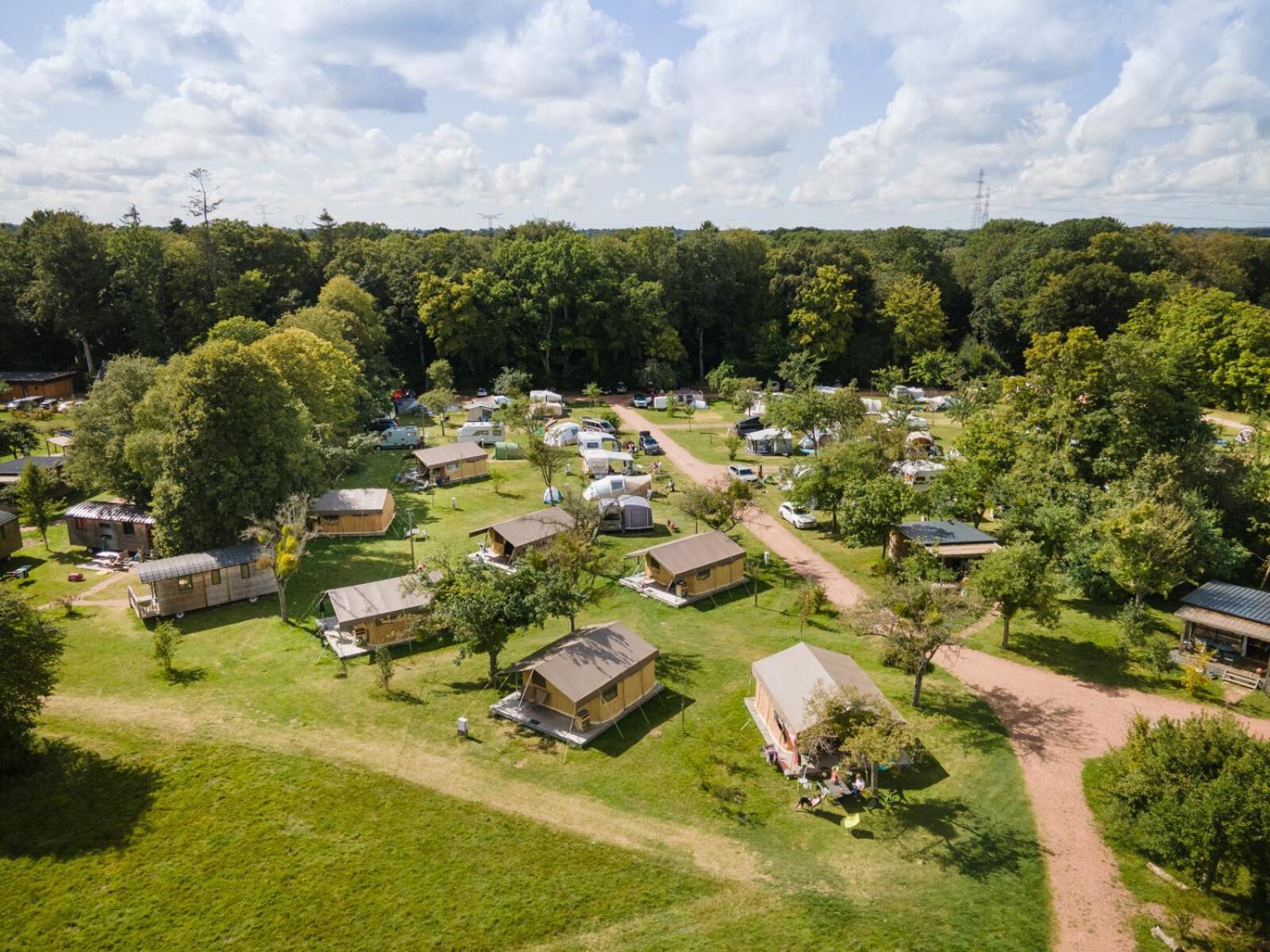 Hotel Huttopia Calvados - Normandie Moyaux  Zewnętrze zdjęcie